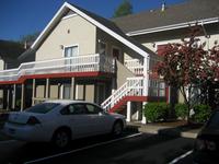 Prmier Hotel & Suites, West Haven