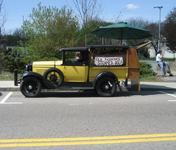 Mike's Weenie Wagon, Wellesley