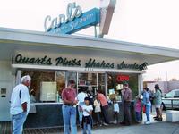 Customers at Carl\'s, Fredericksburg